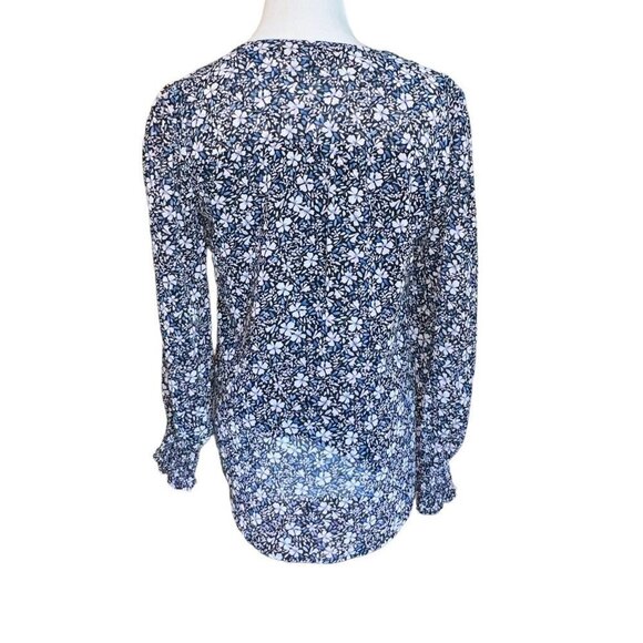 1. STATE Womens Blue Floral Smocked Cuffs Pullover Long‎ Sleeve V Neck Top XS - Picture 5 of 11